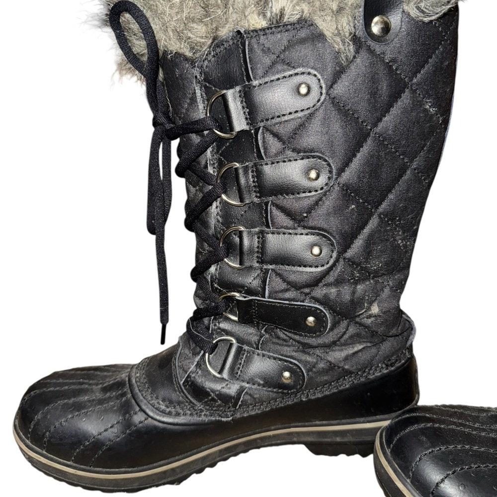 Sorel Tofino Women's Quilted Black Winter Boots - Picture 2 of 11